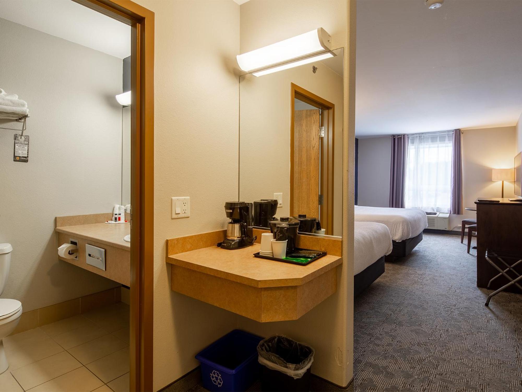 Super 8 By Wyndham St-Jerome Hotel Saint-Jérôme Kültér fotó