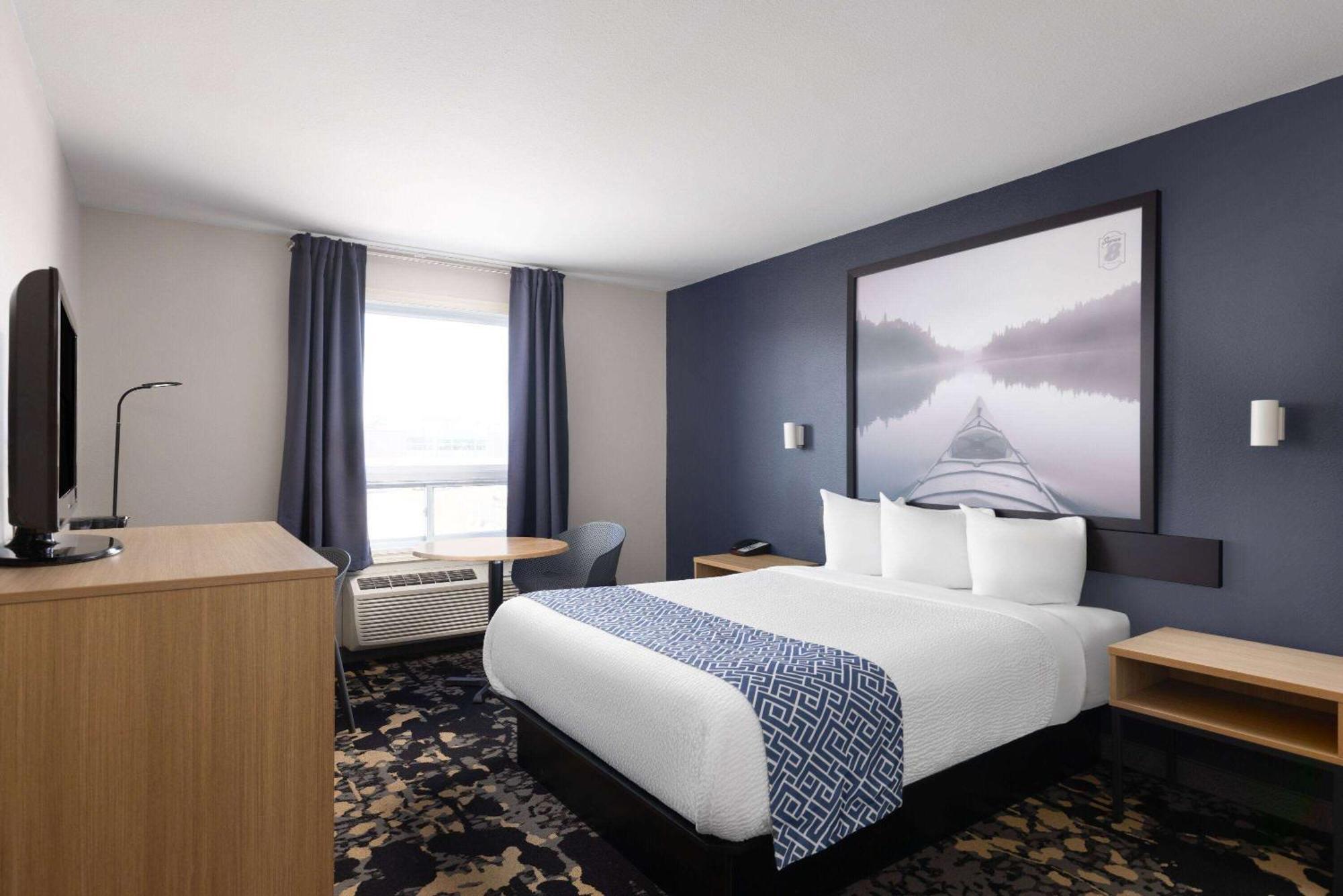 Super 8 By Wyndham St-Jerome Hotel Saint-Jérôme Kültér fotó